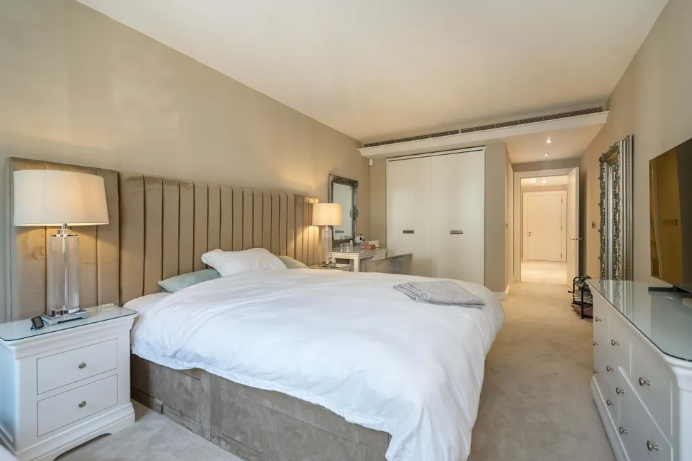 Lancelot Place Knightsbridge SW7 photo 20