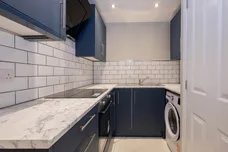 Vine Place, Hounslow, TW3 photo 8
