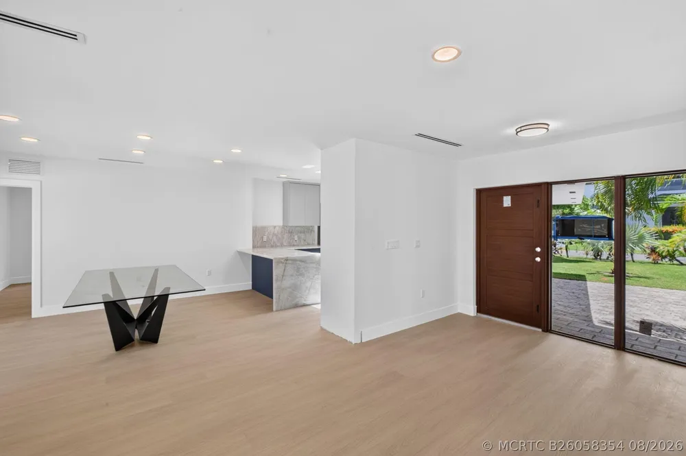631 N Mashta Dr, Key Biscayne, FL 33149