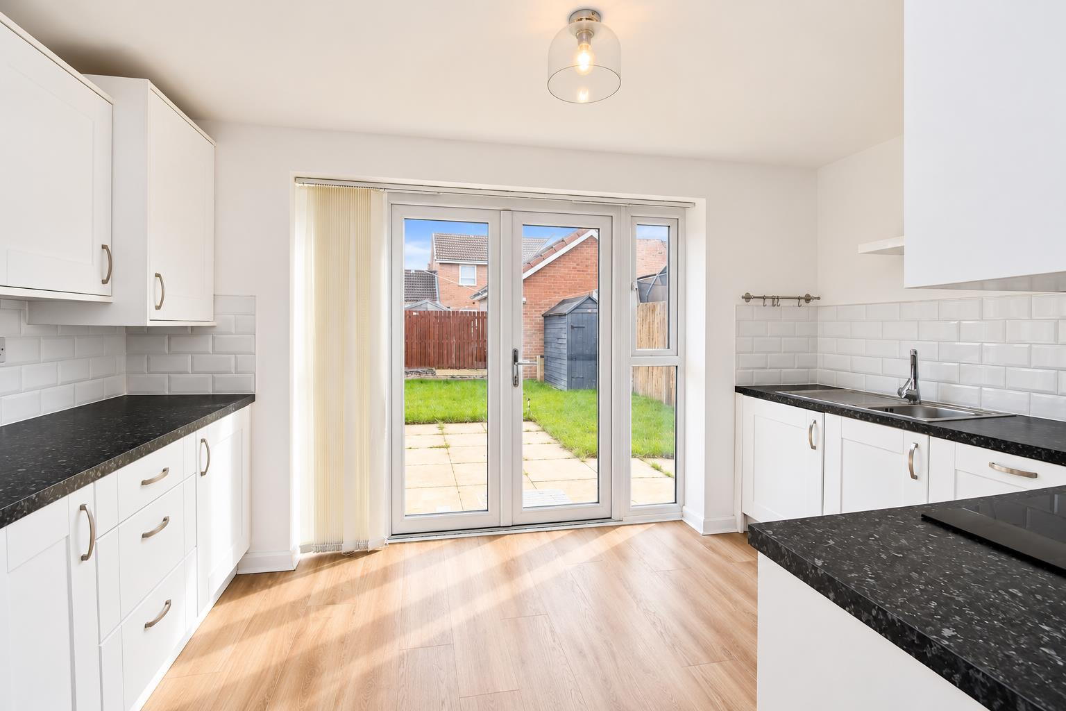 Boundary Way, Hull Image 7