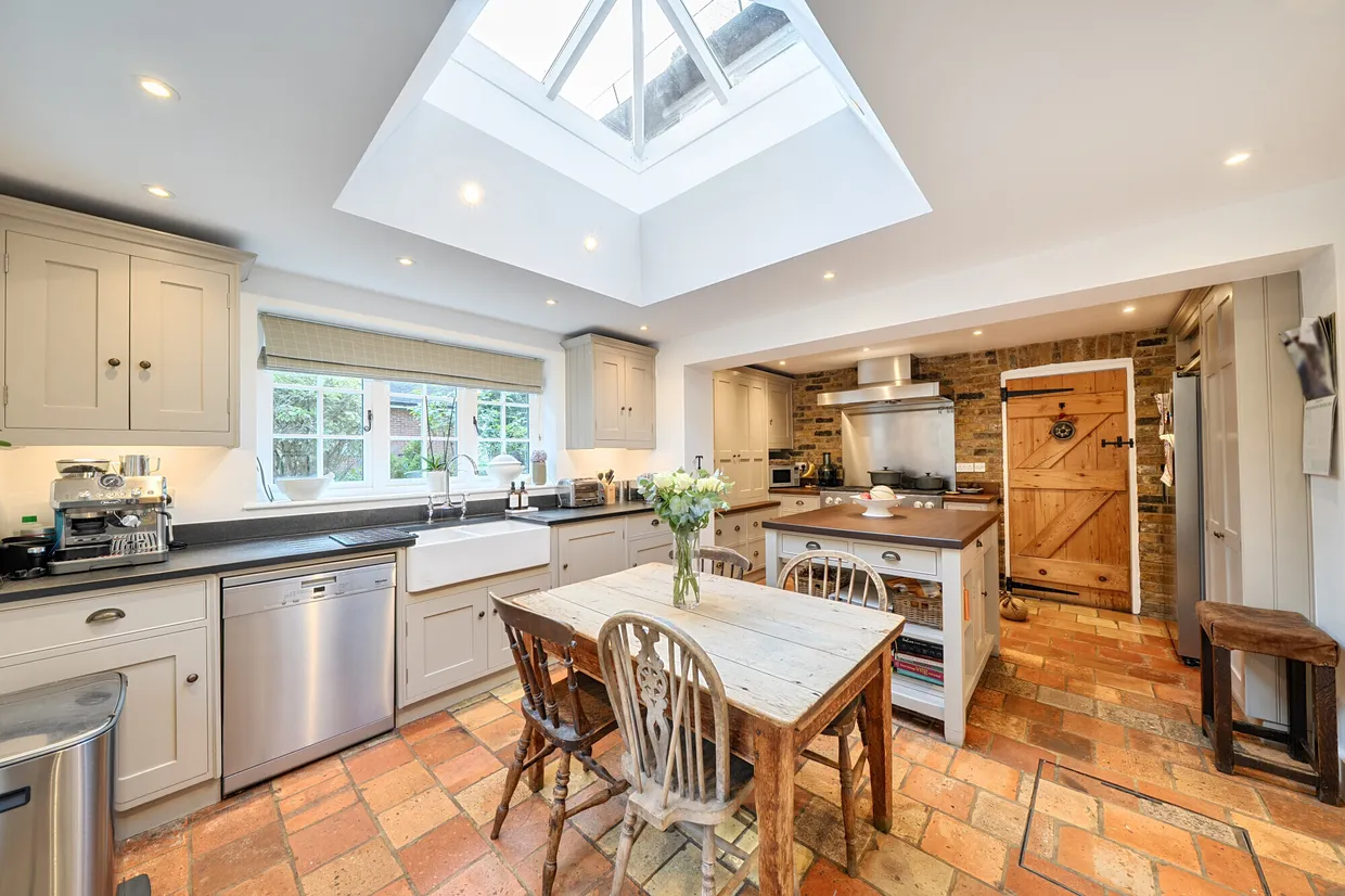 Sarratt Road, Rickmansworth, WD3 photo 2