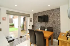 Brynteg Green, Beddau, Pontypridd