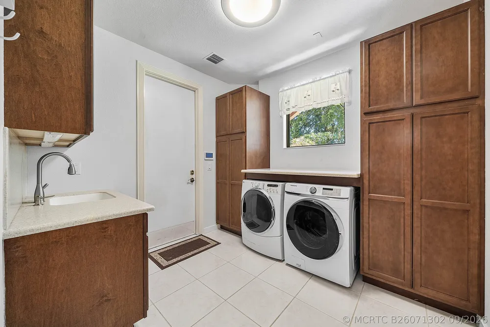 17595 Bocaire Pl, Boca Raton, FL 33487