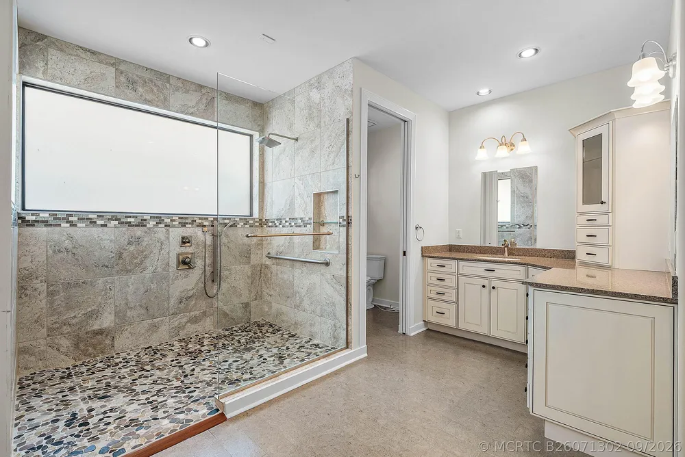 17595 Bocaire Pl, Boca Raton, FL 33487