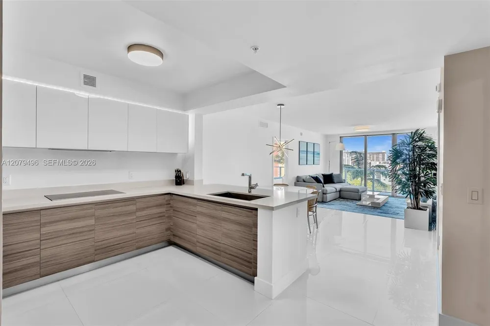 300 Sunny Isles Blvd, Sunny Isles Beach, FL 33160