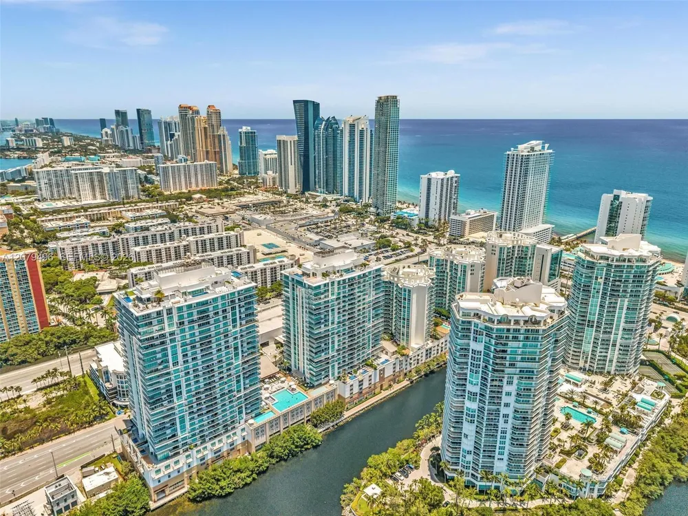 300 Sunny Isles Blvd, Sunny Isles Beach, FL 33160
