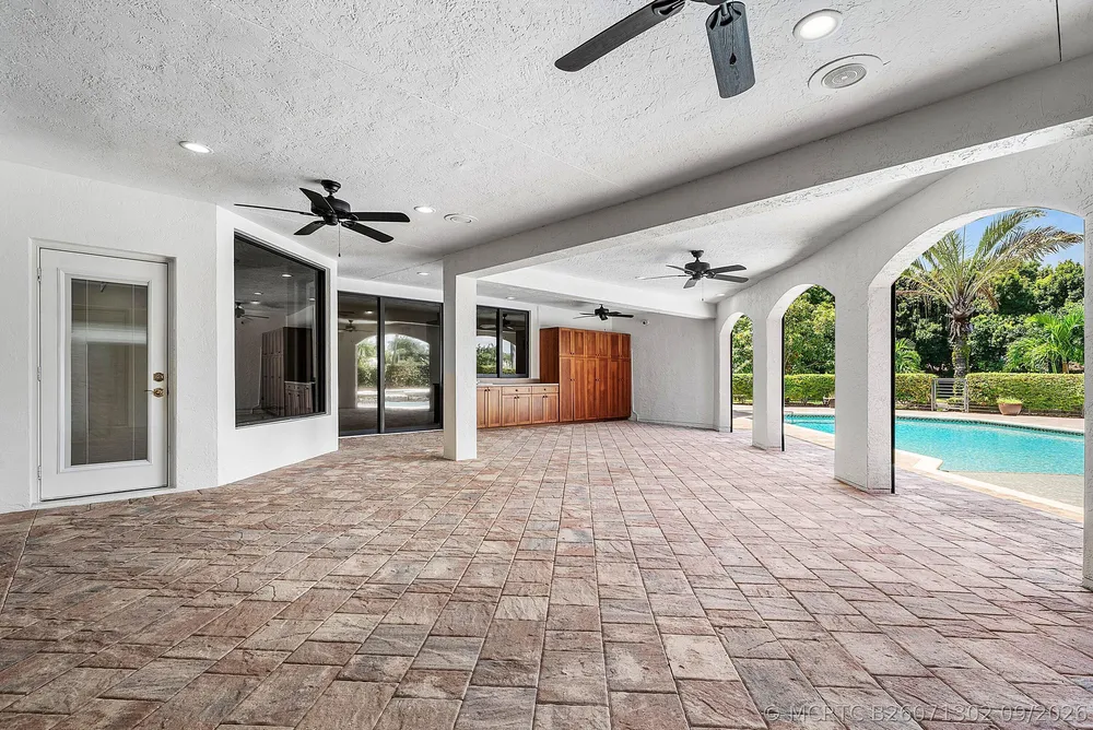 17595 Bocaire Pl, Boca Raton, FL 33487