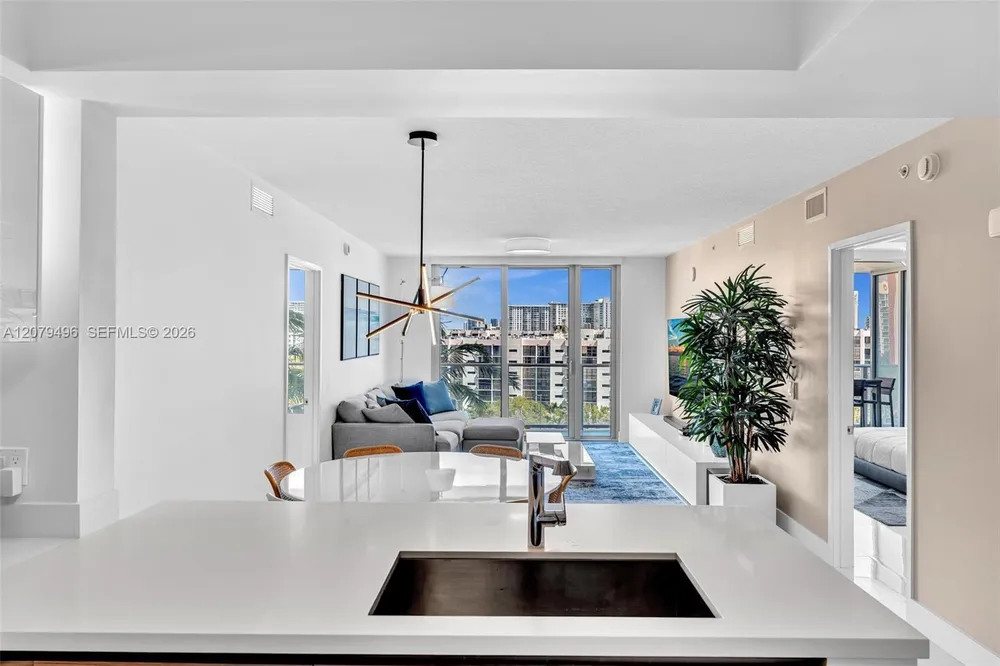 300 Sunny Isles Blvd, Sunny Isles Beach, FL 33160