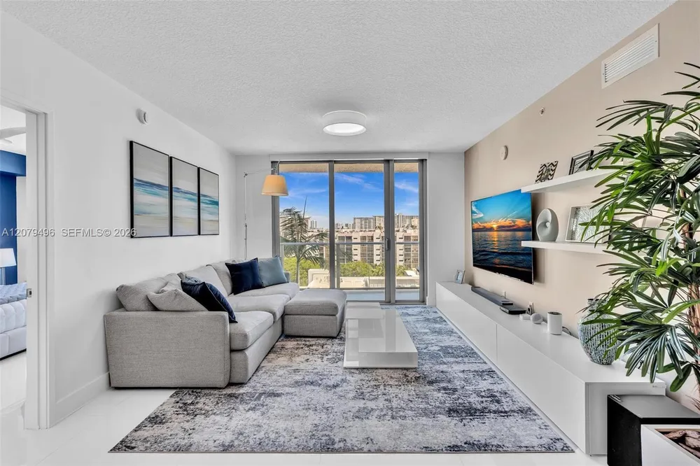 300 Sunny Isles Blvd, Sunny Isles Beach, FL 33160
