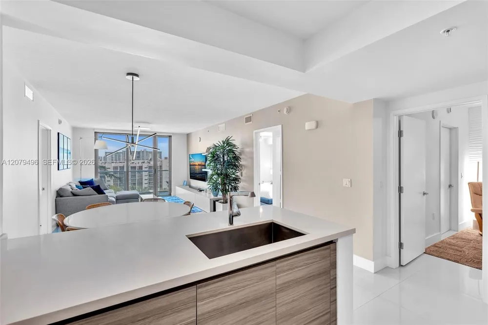300 Sunny Isles Blvd, Sunny Isles Beach, FL 33160