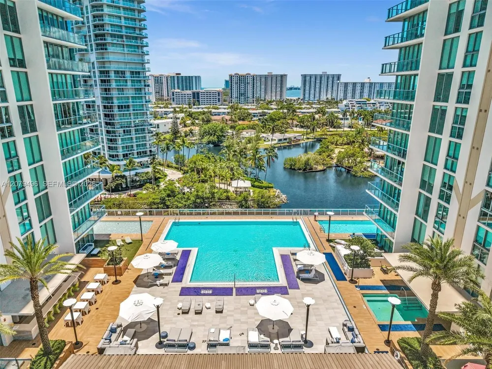 300 Sunny Isles Blvd, Sunny Isles Beach, FL 33160