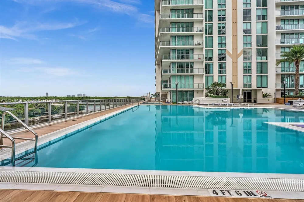 300 Sunny Isles Blvd, Sunny Isles Beach, FL 33160