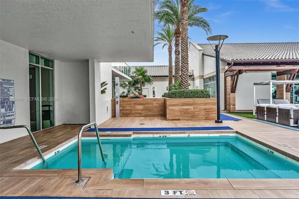300 Sunny Isles Blvd, Sunny Isles Beach, FL 33160