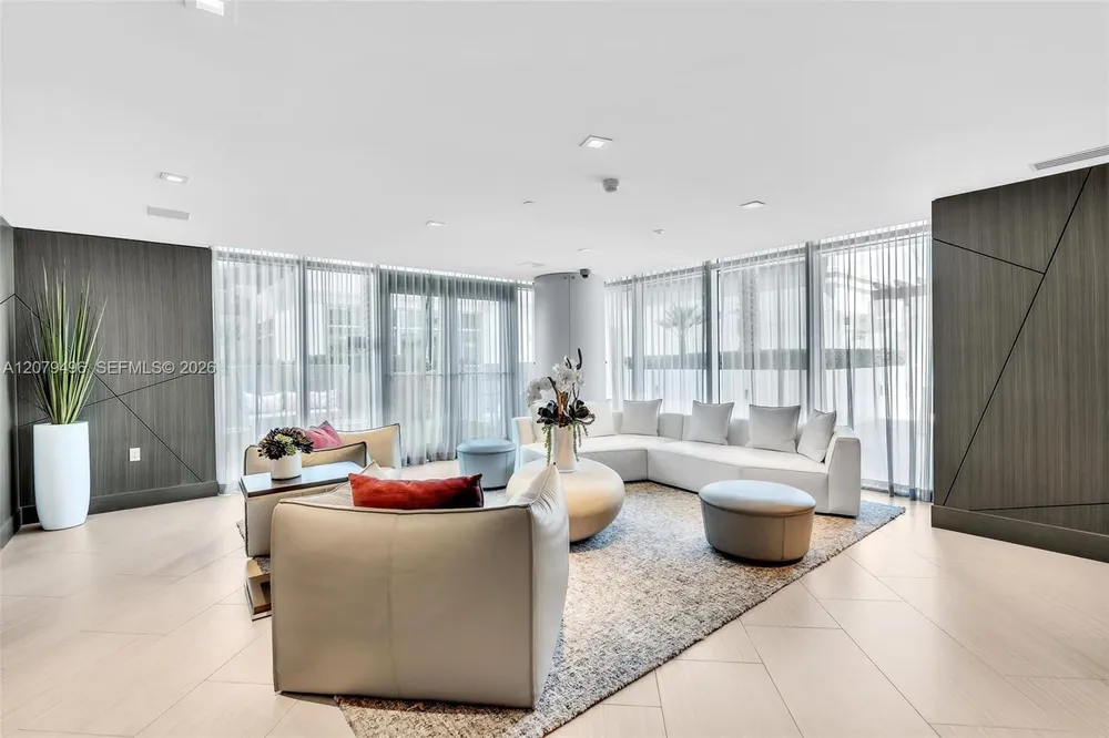 300 Sunny Isles Blvd, Sunny Isles Beach, FL 33160