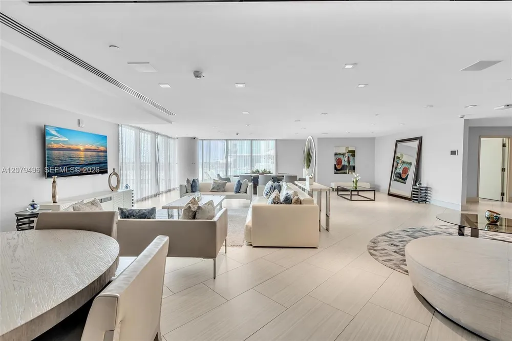 300 Sunny Isles Blvd, Sunny Isles Beach, FL 33160