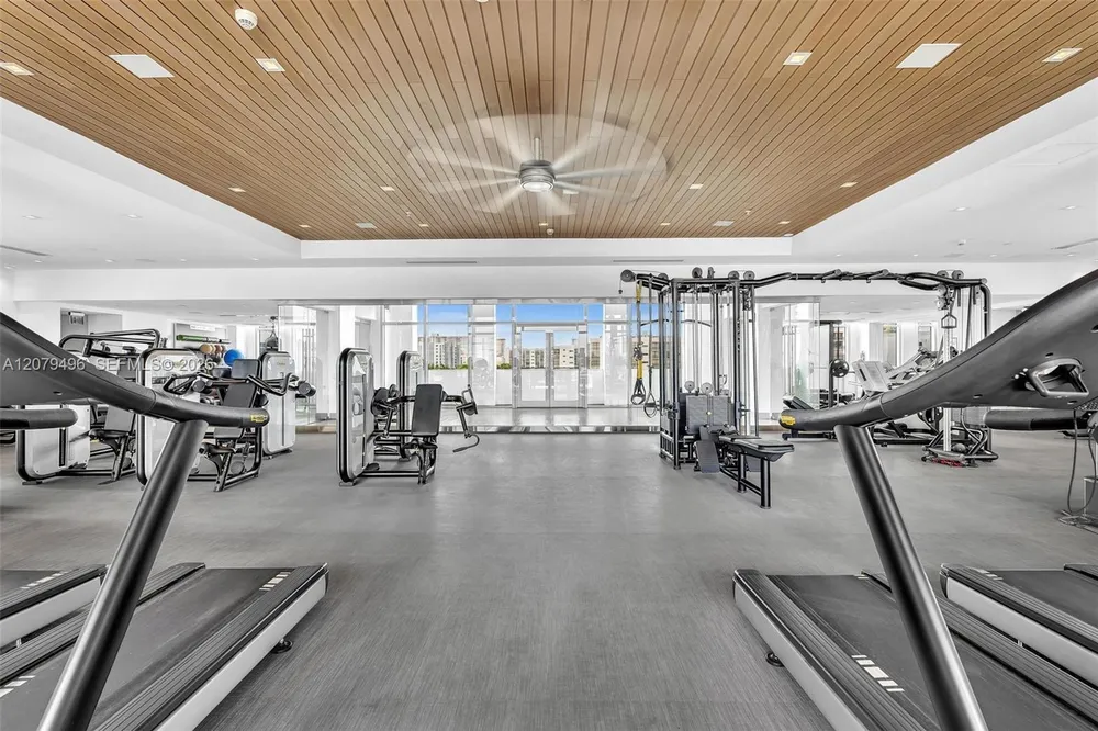 300 Sunny Isles Blvd, Sunny Isles Beach, FL 33160