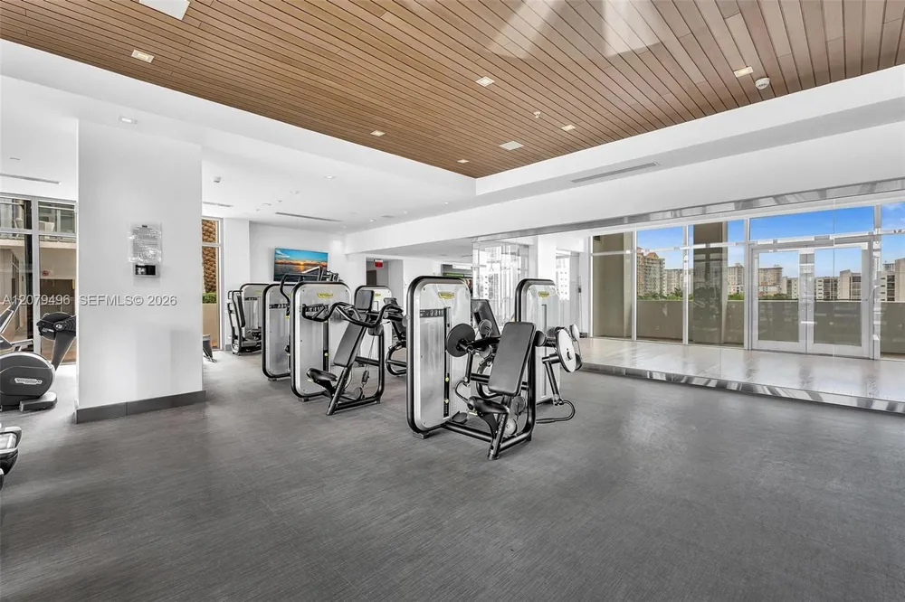 300 Sunny Isles Blvd, Sunny Isles Beach, FL 33160