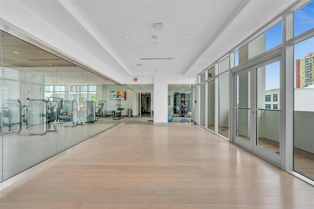 300 Sunny Isles Blvd, Sunny Isles Beach, FL 33160