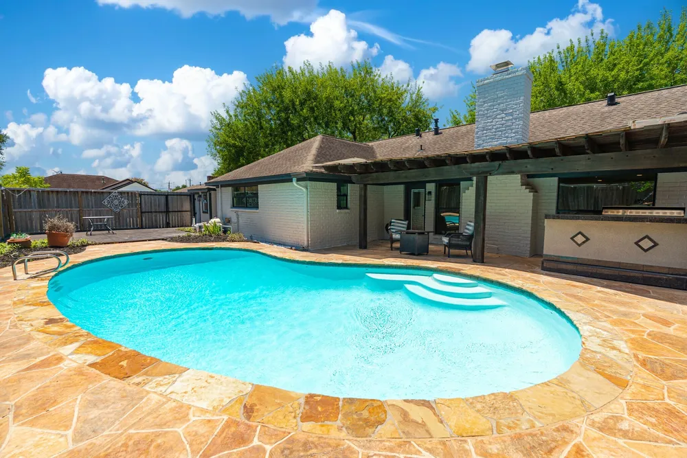 5302 Arbor Vitae Dr, Houston, TX 77092