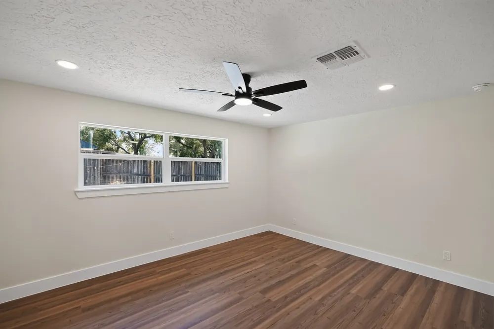 5302 Arbor Vitae Dr, Houston, TX 77092