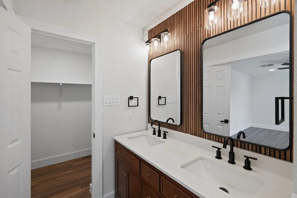 5302 Arbor Vitae Dr, Houston, TX 77092