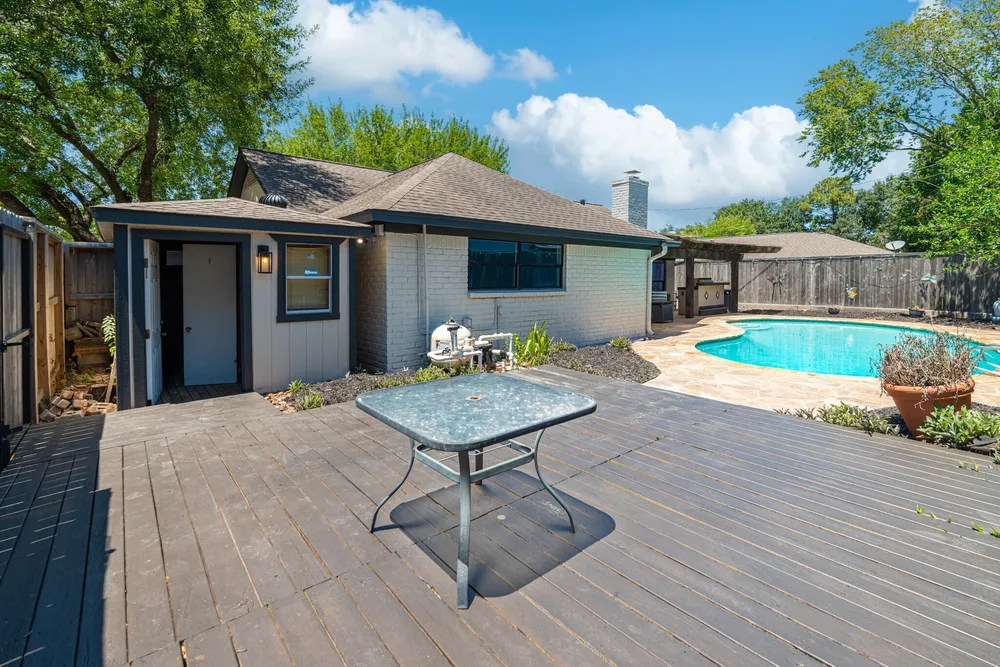5302 Arbor Vitae Dr, Houston, TX 77092