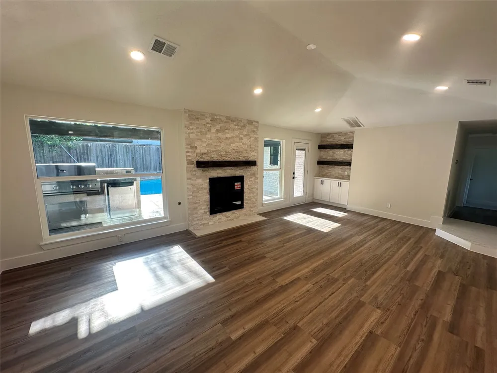 5302 Arbor Vitae Dr, Houston, TX 77092