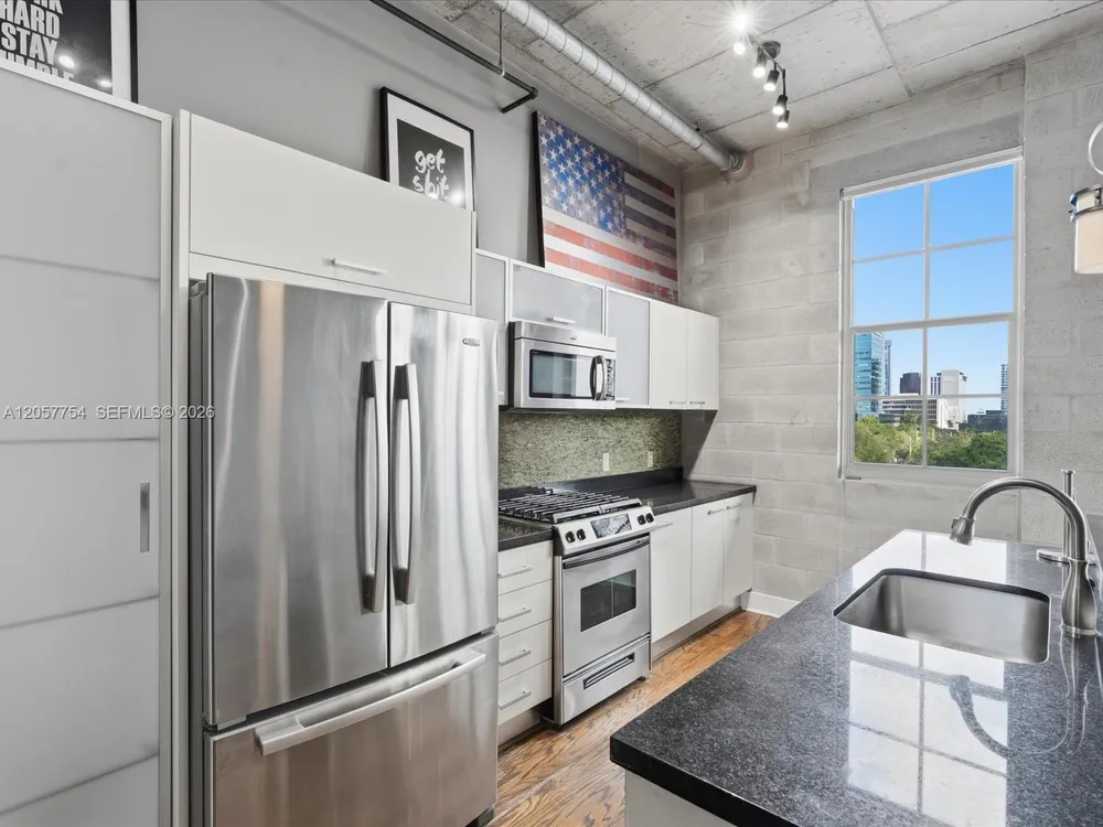 410 NW 1st Ave, Fort Lauderdale, FL 33301