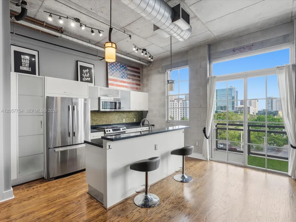 410 NW 1st Ave, Fort Lauderdale, FL 33301