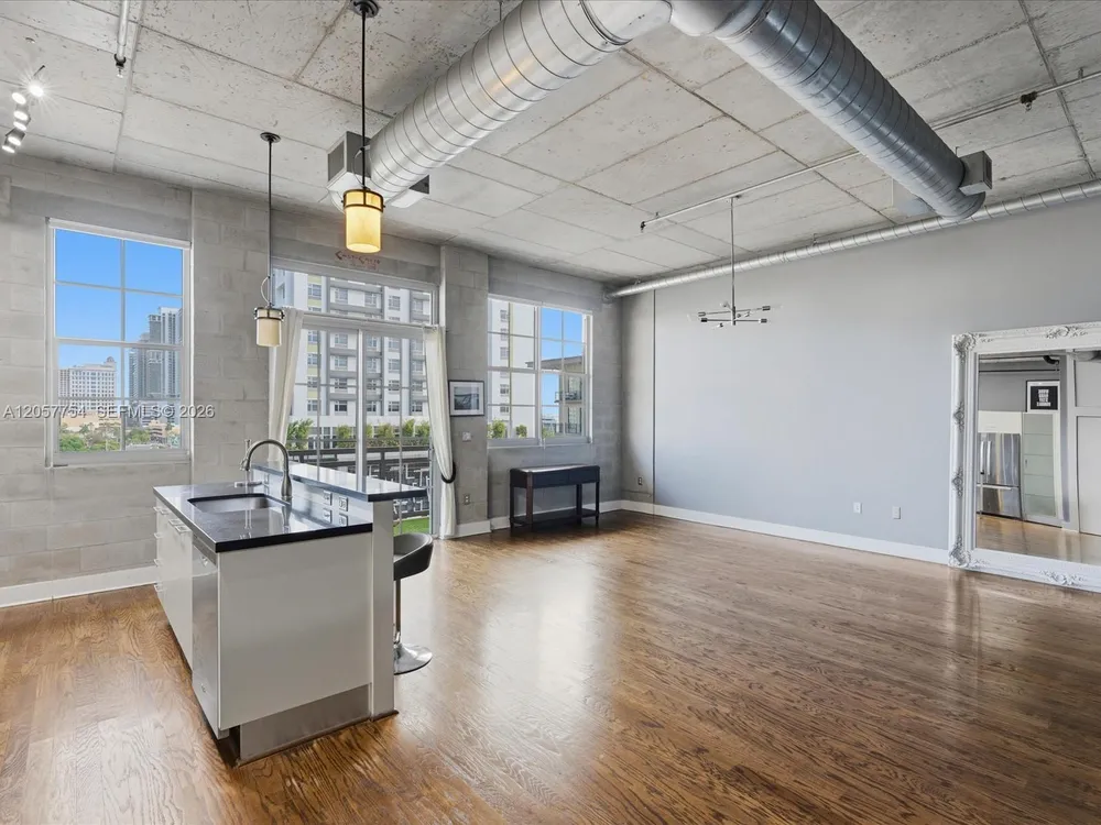 410 NW 1st Ave, Fort Lauderdale, FL 33301