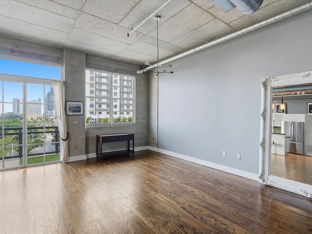 410 NW 1st Ave, Fort Lauderdale, FL 33301