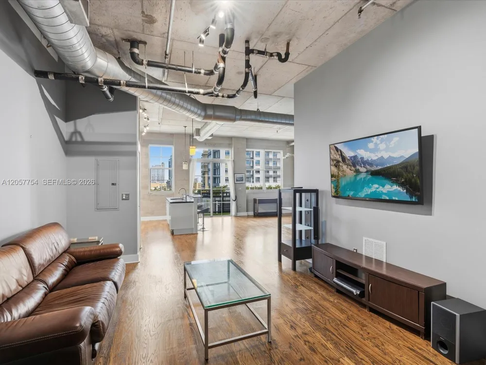 410 NW 1st Ave, Fort Lauderdale, FL 33301