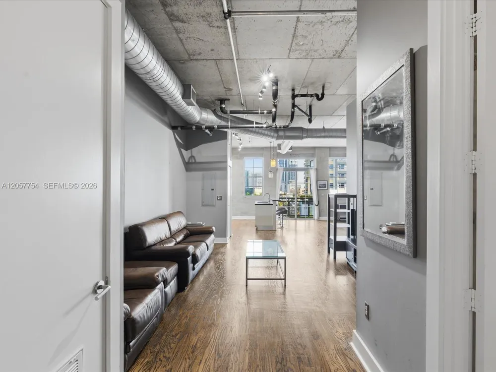 410 NW 1st Ave, Fort Lauderdale, FL 33301