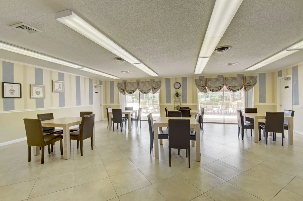 11 Willowbrook Ln, Delray Beach, FL 33446