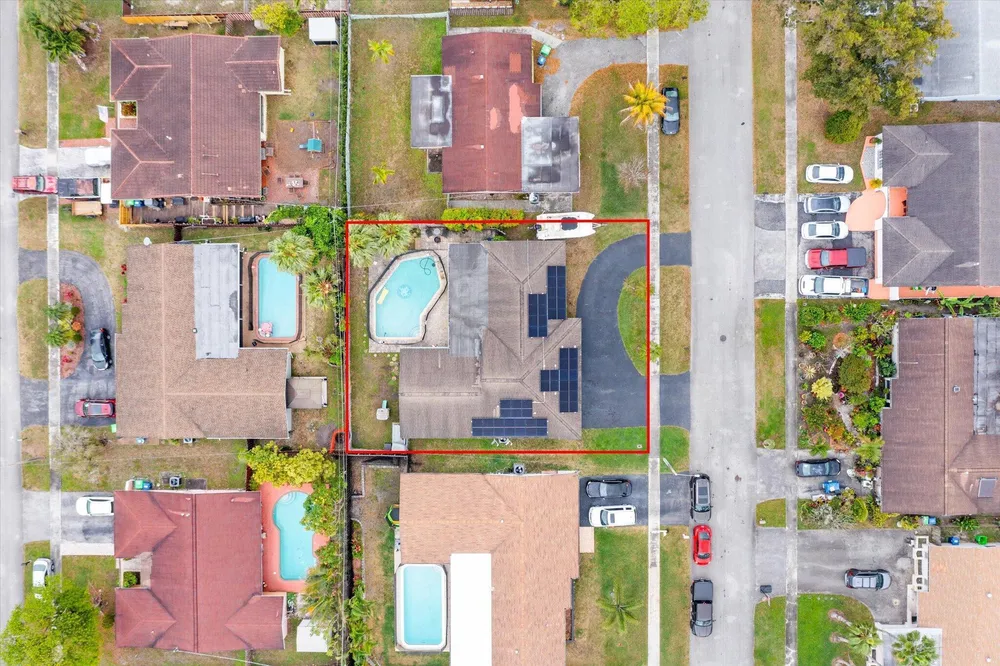 10661 NW 27th Ct, Sunrise, FL 33322