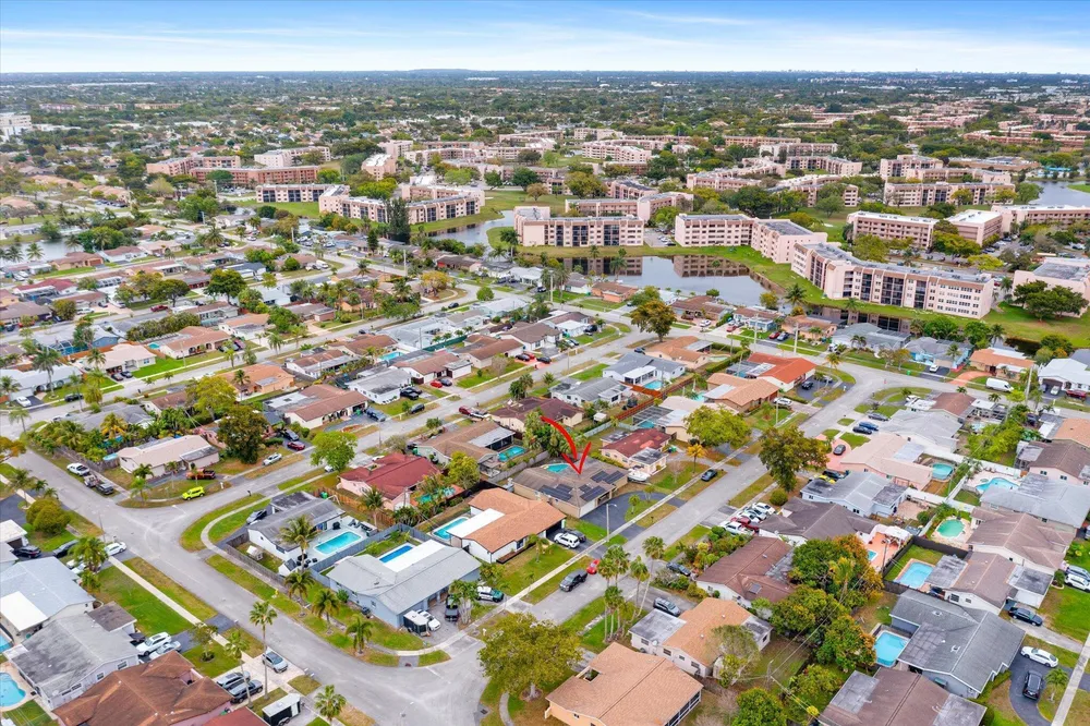 10661 NW 27th Ct, Sunrise, FL 33322
