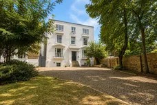 Larkhall Rise, London
