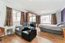 Nursery Drive, MARCH