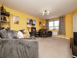 Acacia Gardens, Beverley thumb 2