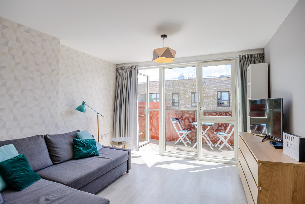 Blondin Way, London, SE16 Image 1