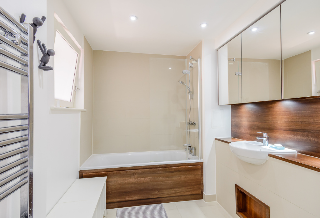 Blondin Way, London, SE16 Image 6