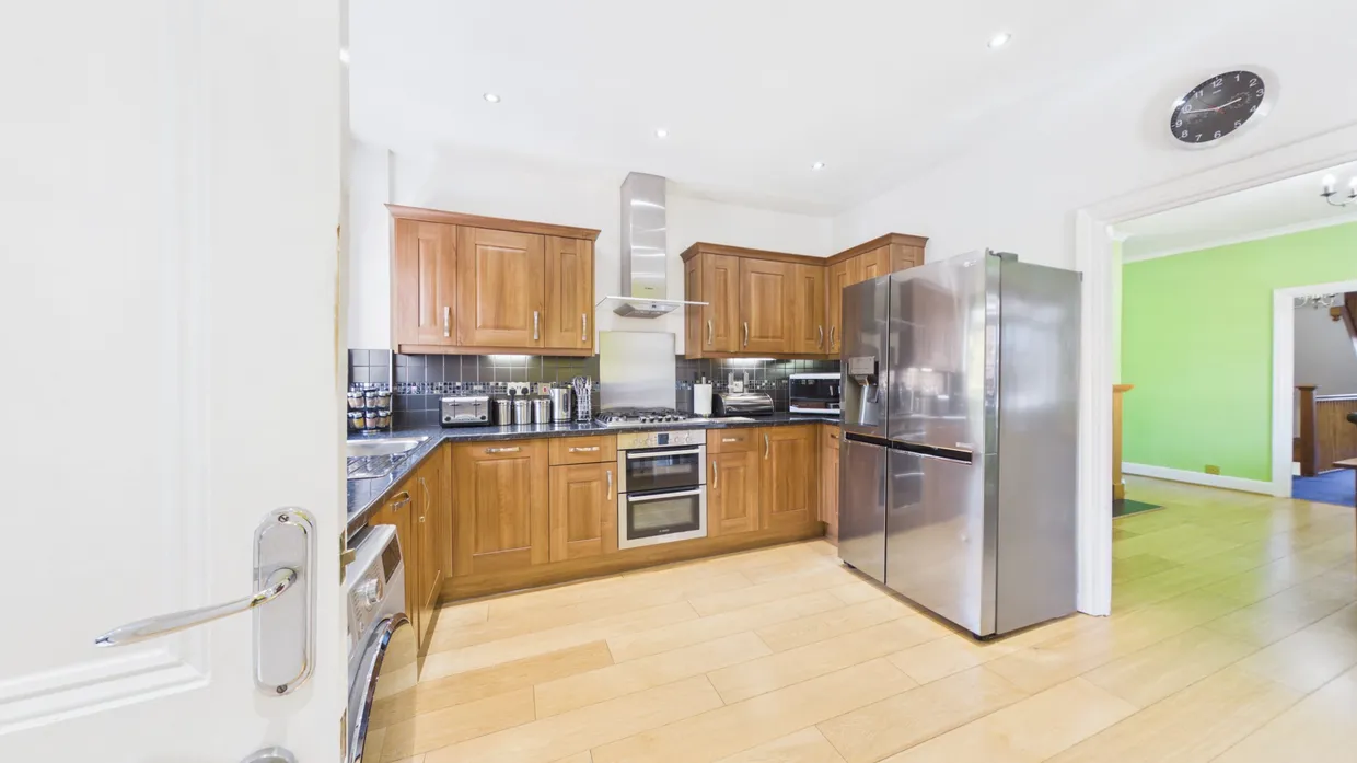 Strickland Row, London, SW18 photo 6