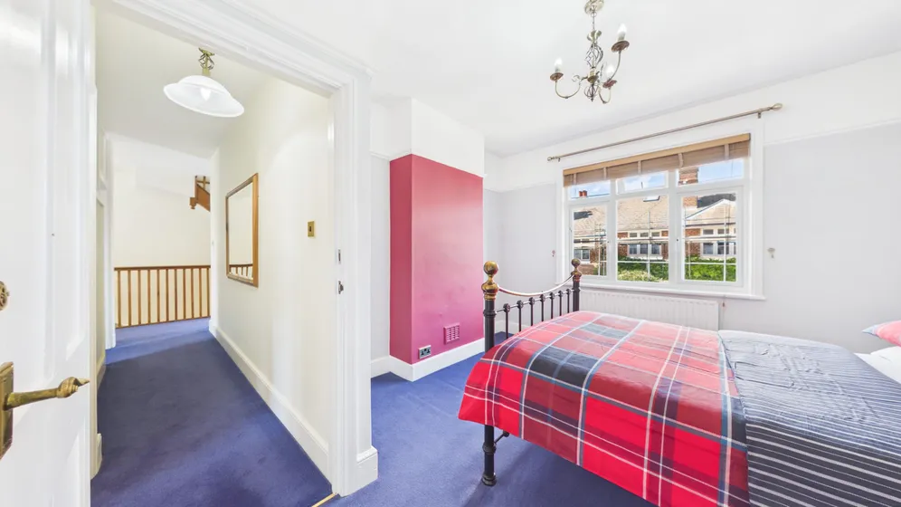 Strickland Row, London, SW18 photo 9