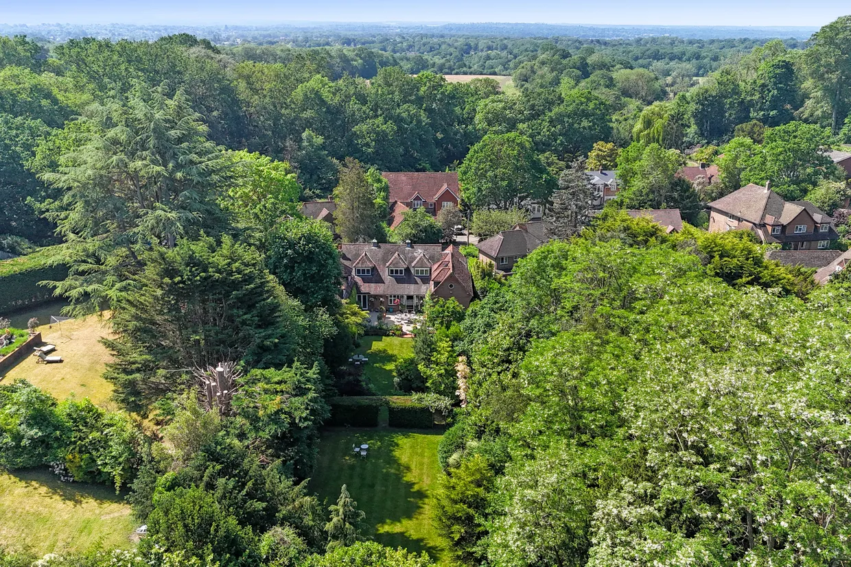 Manor Park, Chislehurst, BR7 photo 2
