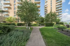 Pegler Square, London, SE3 photo 17