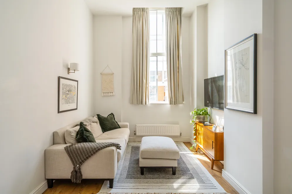 330 Garratt Lane, London, SW18 photo 3