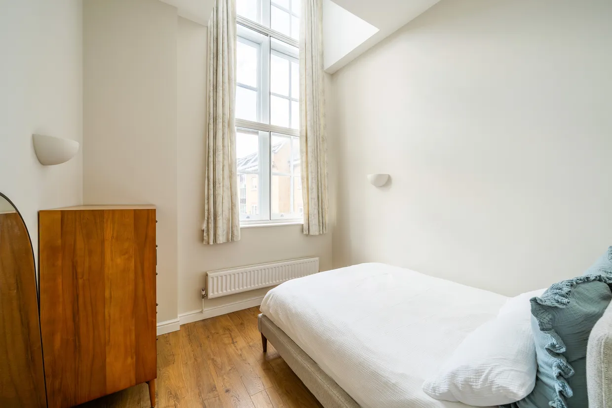 330 Garratt Lane, London, SW18 photo 6