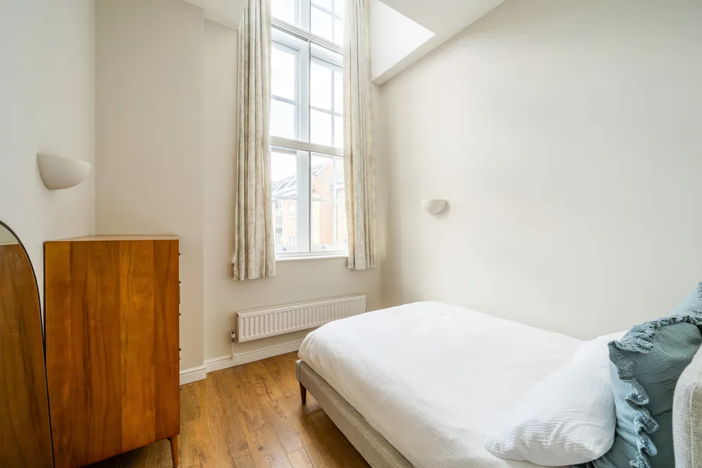 330 Garratt Lane, London, SW18 photo 6