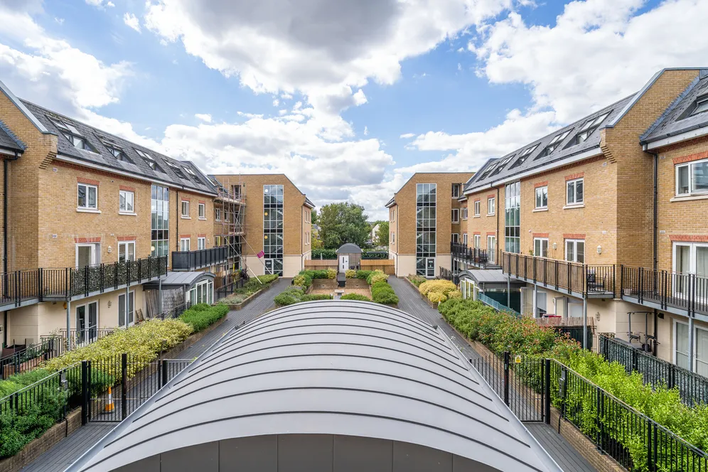 330 Garratt Lane, London, SW18 photo 7