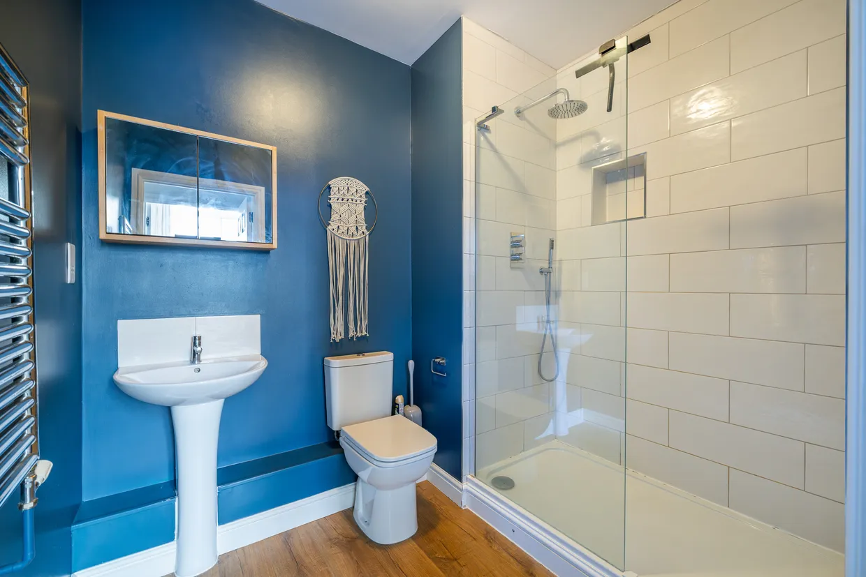 330 Garratt Lane, London, SW18 photo 8